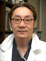 Dr.宇山一朗 近影